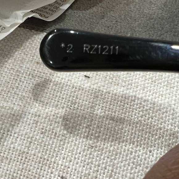 Authentic Louis Vuitton Oversized Sunglasses - Picture 12 of 16